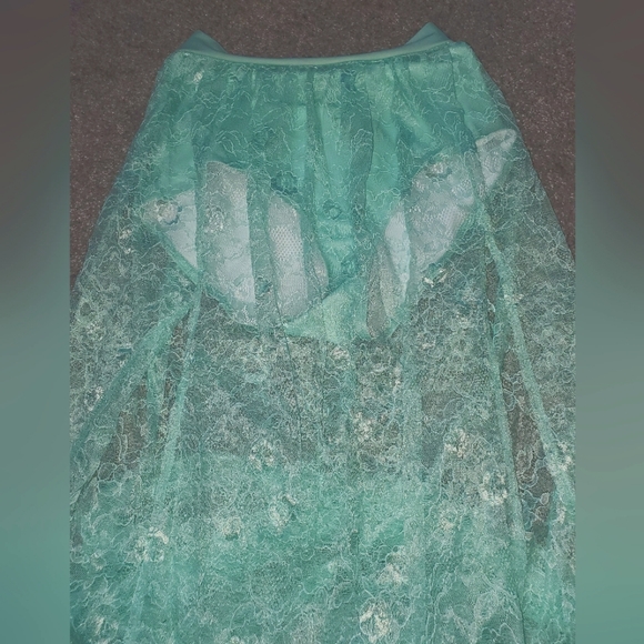 Black Milk Mint Lace Split Skirt size Medium - Picture 9 of 10